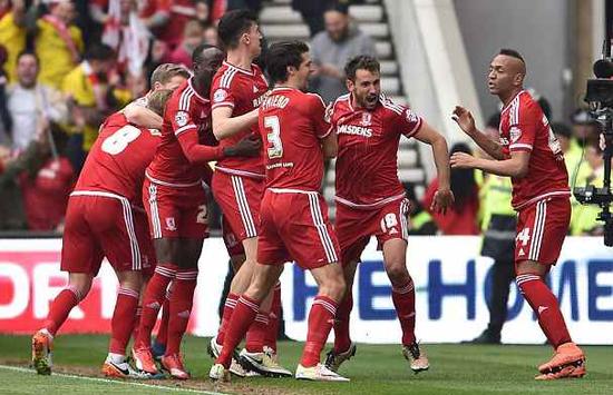 借这粒金子, 更高的整体