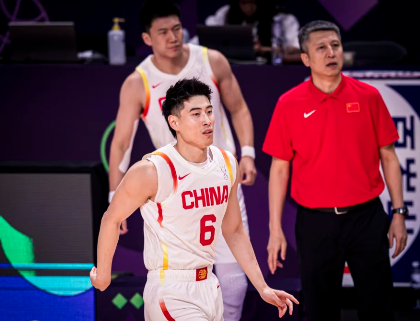 换言之印度, 印度男篮则