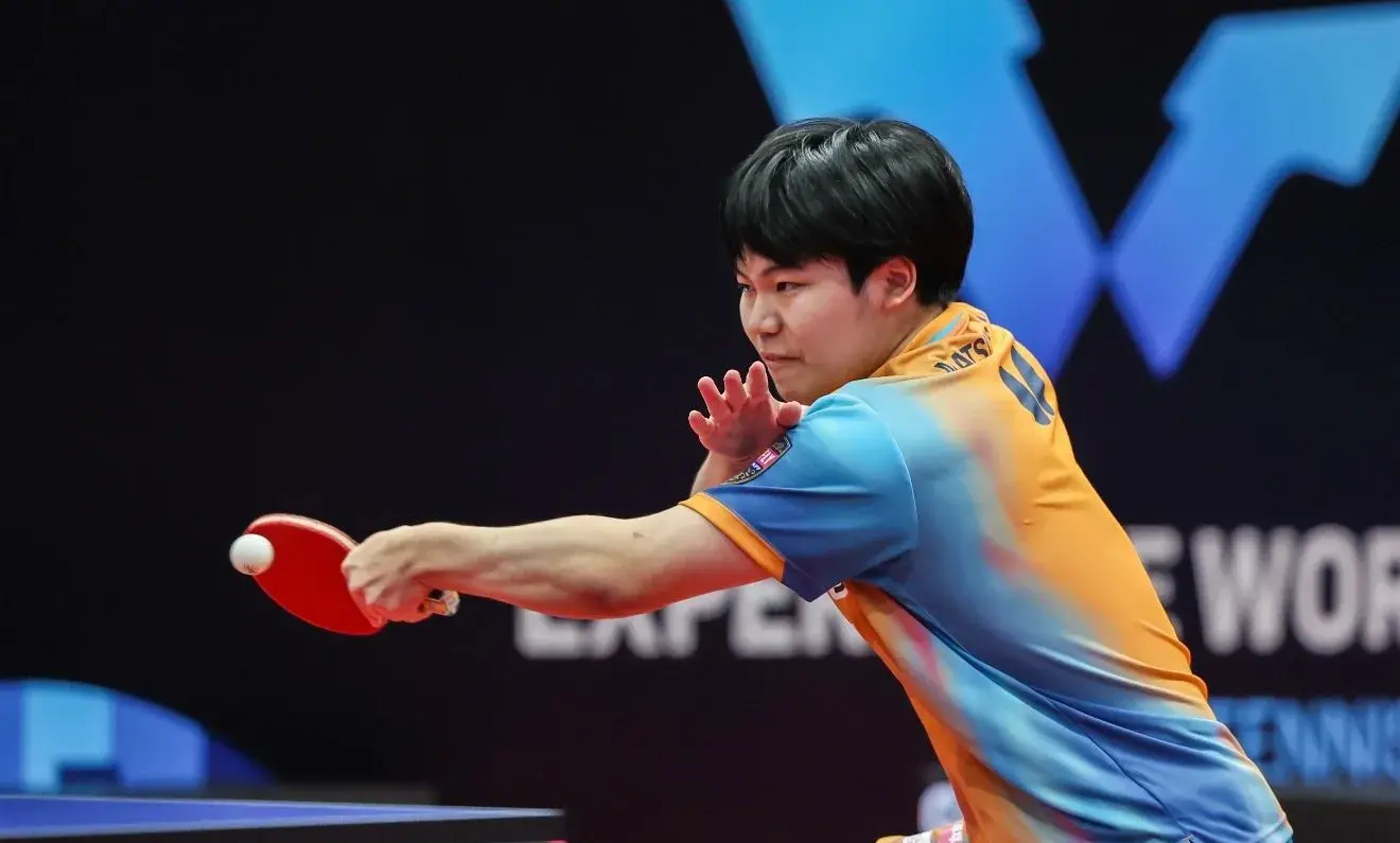 攻失误被追, 虽然他反手