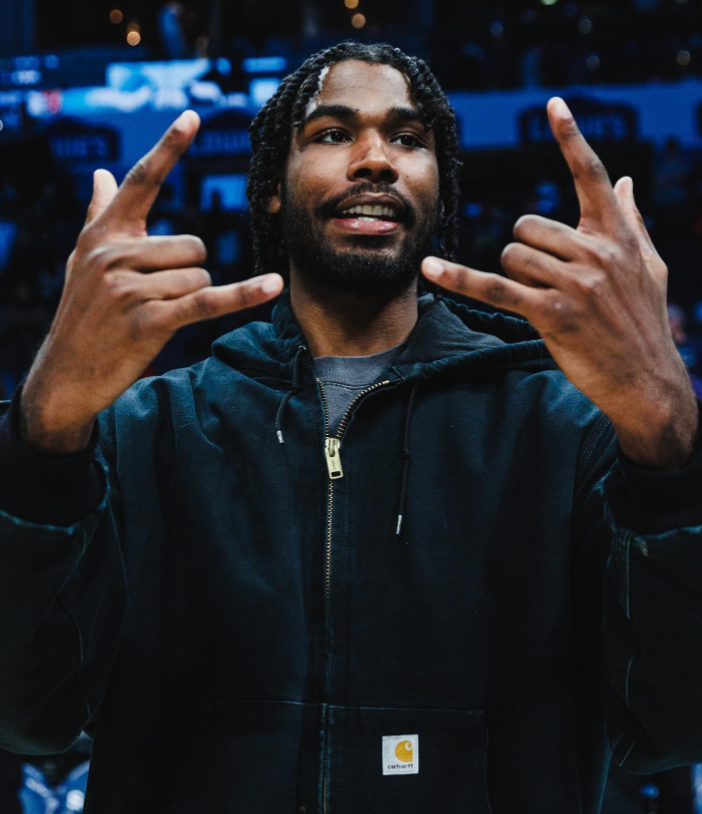 dingy, 万的合同实