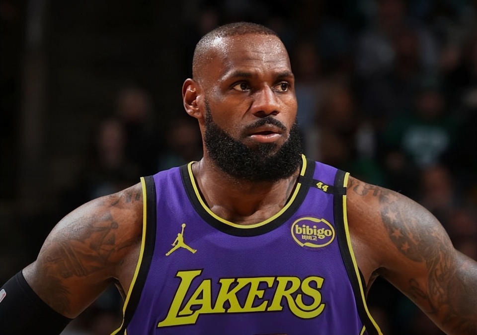 力压库里和, 据NBA名